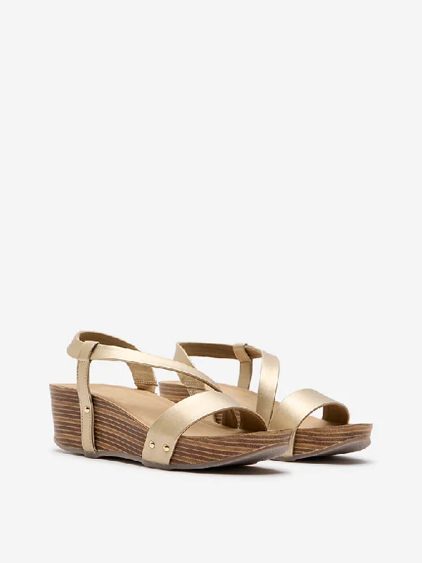 LUNA BLU Gold Slingback Sandals